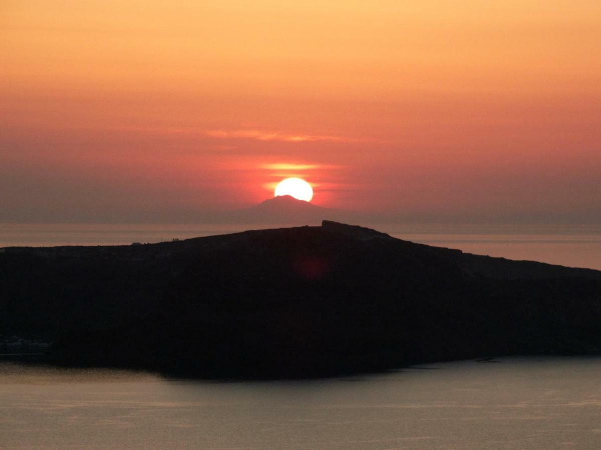 Yposkafo Suites - Studio - Santorini Φηρά Εξωτερικό φωτογραφία